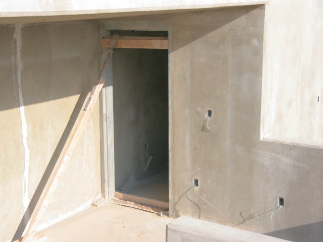 08_dugout_restroom