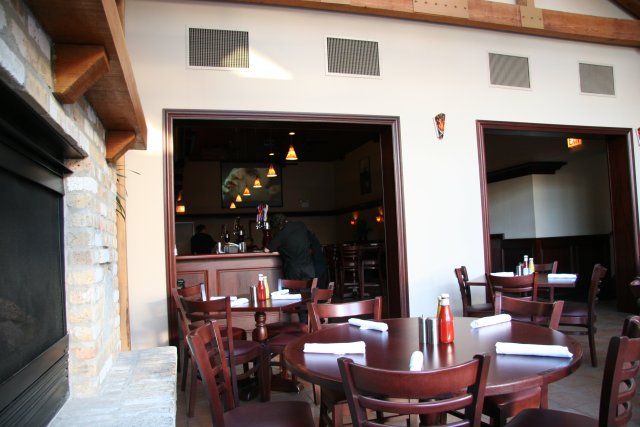 03_a_clean_well_lighted_place